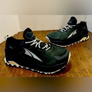 Altra Olympus 5 Hike Low Gore-Tex Running Vibram Megagrip Shoes Men’s Size Us 12